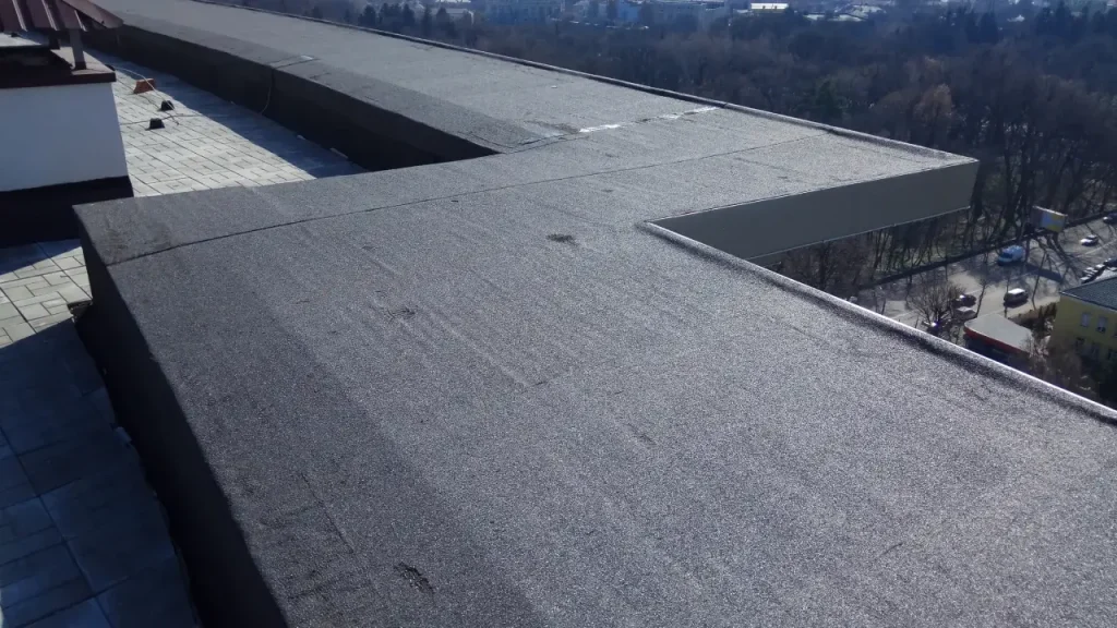 The Pros and Cons of Flat Roofing for Indiana Businesses 3 Flat roofing benefits and challenges for Indiana businesses Flat Roofing for Indiana