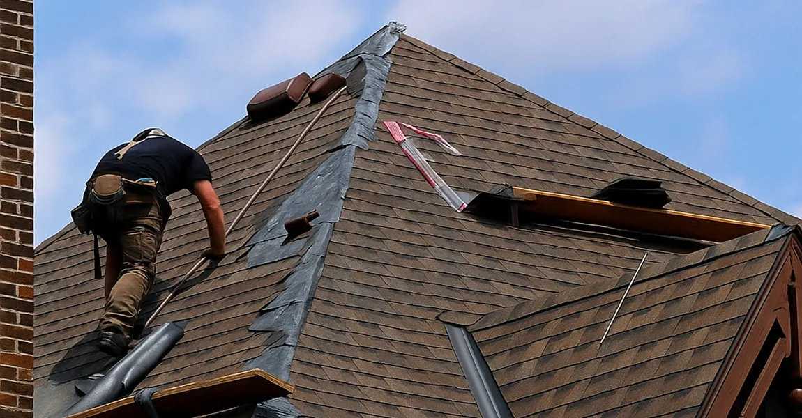 Blog 12 steps for emergency roof repair